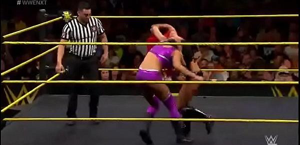  Eva Marie vs Billie Kay. NXT.
